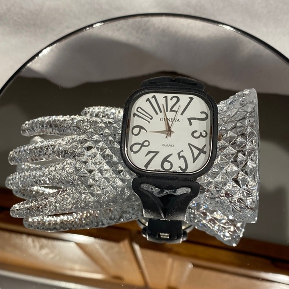 Geneva Quartz Black Gun Metal Boys watch with Stainless Steel Back! NWT! - Picture 1 of 11